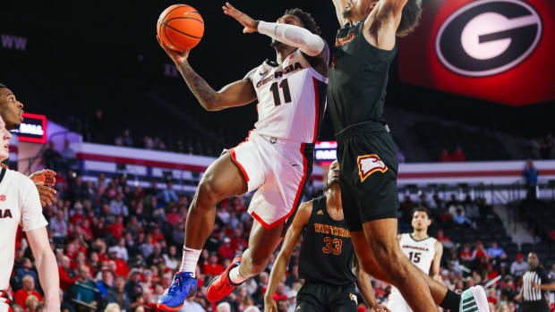 231124_CMB_MBB_WIN-110-X3